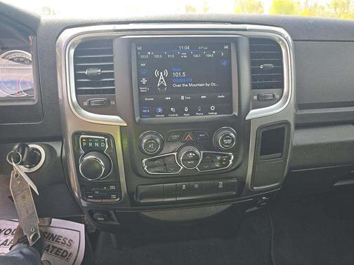 Granite Crystal Metallic Clearcoat 2021 RAM 1500 Classic SLT