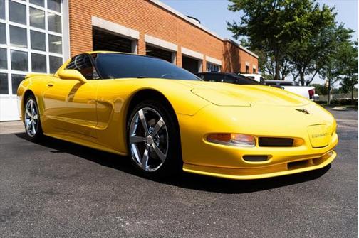 2000 Chevrolet Corvette Base