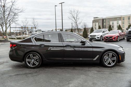 2022 BMW 530 i xDrive