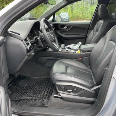 2019 Audi Q7 55 Premium Plus