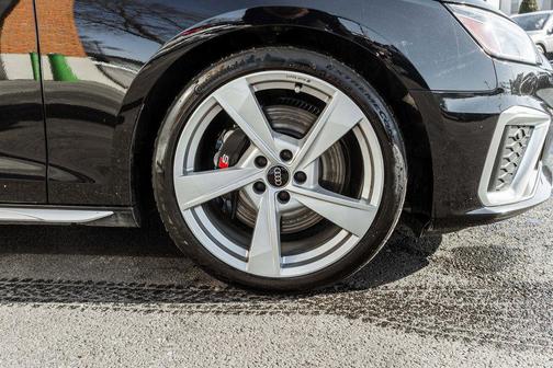 2023 Audi S4 Premium Plus TFSI quattro Tiptronic