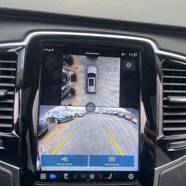 2025 Volvo XC90 B6 Plus 7-Seater