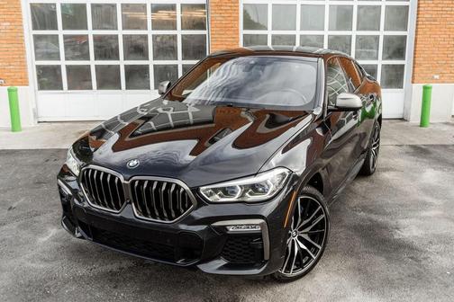 2020 BMW X6 M50i