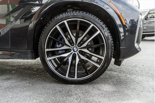 2020 BMW X6 M50i