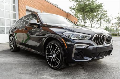 2020 BMW X6 M50i