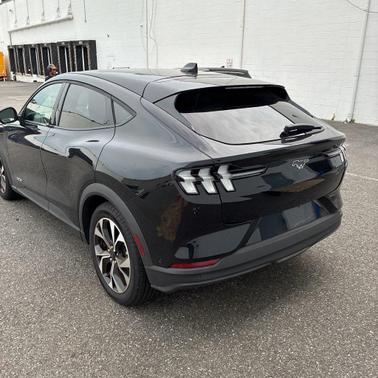 2024 Ford Mustang Mach-E Select