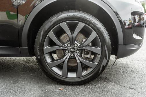 2023 Land Rover Discovery Sport SE