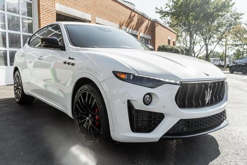 2022 Maserati Levante Modena