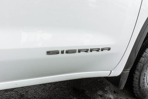 2022 GMC Sierra 1500 Pro