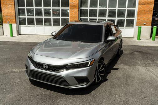 Lunar Silver Metallic 2024 Honda Civic EX-L