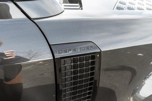 2023 Land Rover Defender 110 S