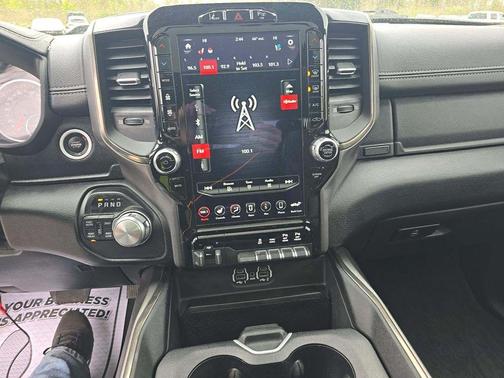 Diamond Black Crystal Pearlcoat 2020 RAM 1500 Rebel