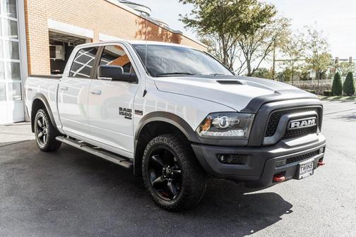 2019 RAM 1500 SLT