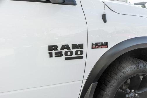 2019 RAM 1500 SLT