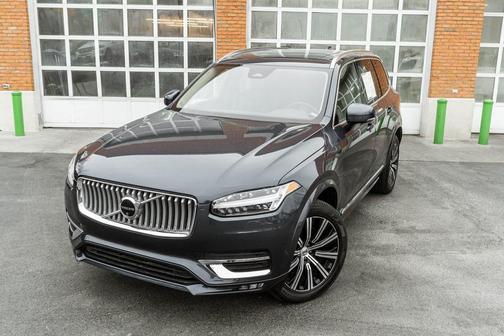 2025 Volvo XC90 B6 Plus 7-Seater