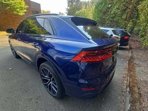 2021 Audi Q8 55 Premium Plus