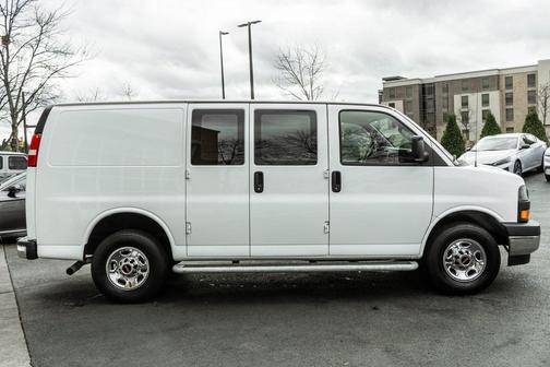 2023 GMC Savana 2500 Work Van