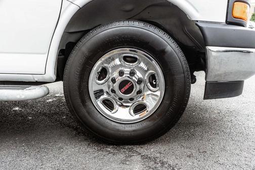 2023 GMC Savana 2500 Work Van