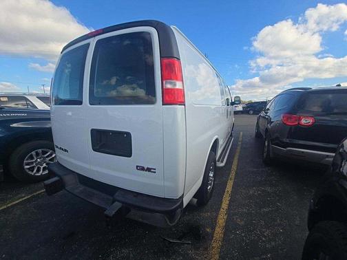 2023 GMC Savana 2500 Work Van