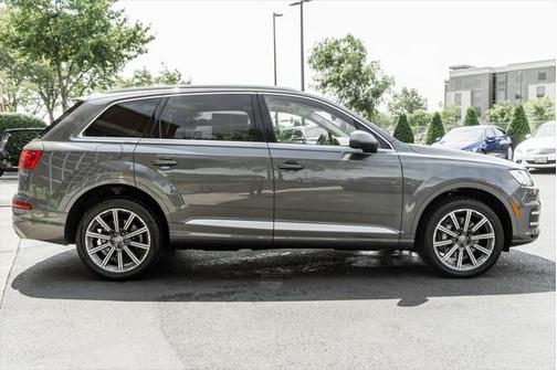 2019 Audi Q7 55 Premium Plus