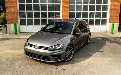 2017 Volkswagen Golf R 2.0T DSG