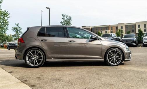 2017 Volkswagen Golf R 2.0T DSG