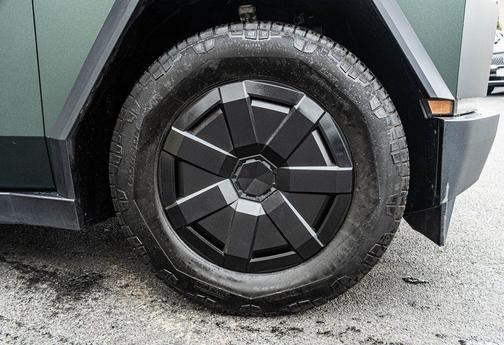 2024 Tesla Cybertruck All-Wheel Drive