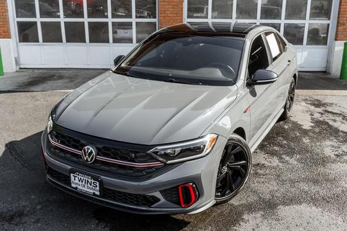 2024 Volkswagen Jetta GLI 2.0T Autobahn
