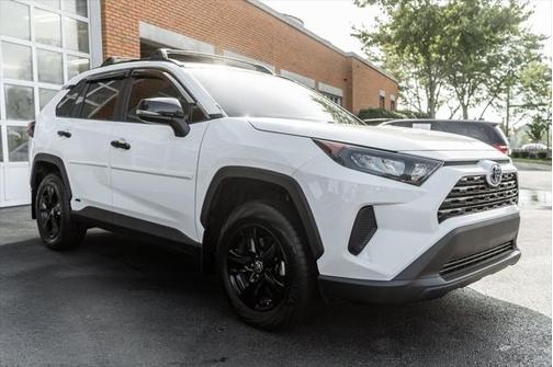 2022 Toyota RAV4 Hybrid LE