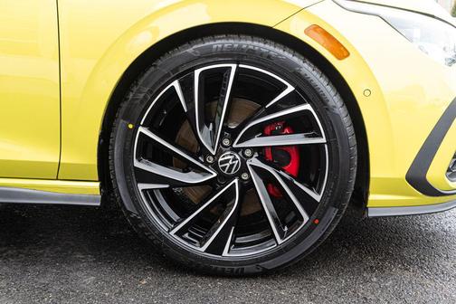 2022 Volkswagen Golf GTI 2.0T S DSG