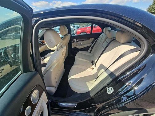 2019 Mercedes-Benz E-Class 4MATIC
