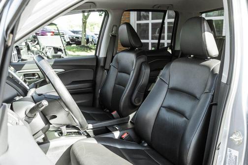Lunar Silver Metallic 2019 Honda Ridgeline RTL