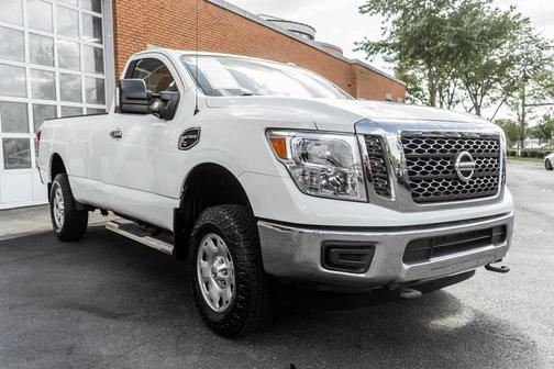 2017 Nissan Titan XD SV