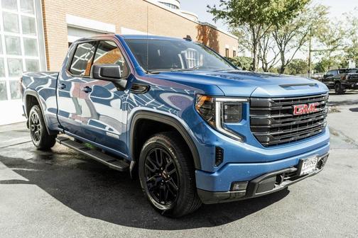 2023 GMC Sierra 1500 Elevation