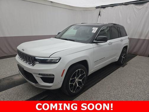 Bright White Clearcoat 2023 Jeep Grand Cherokee Summit