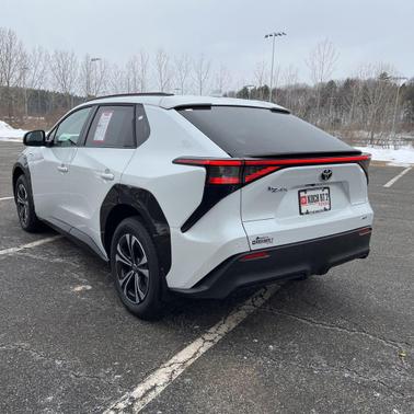 2024 Toyota bZ4X XLE