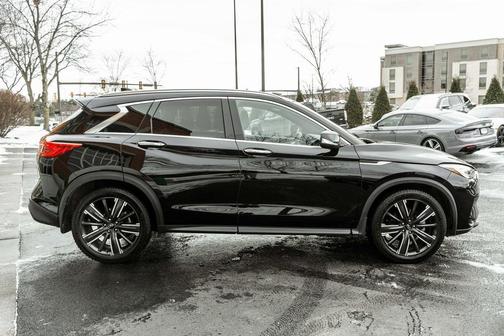 2021 INFINITI QX50 LUXE AWD