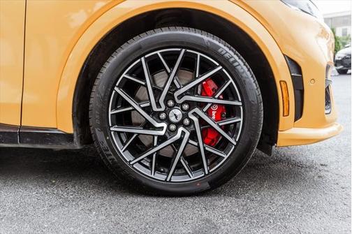 2022 Ford Mustang Mach-E GT