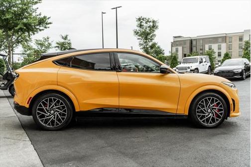 2022 Ford Mustang Mach-E GT