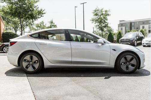 2018 Tesla Model 3 Performance