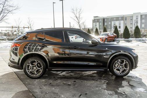 2022 Alfa Romeo Stelvio Ti