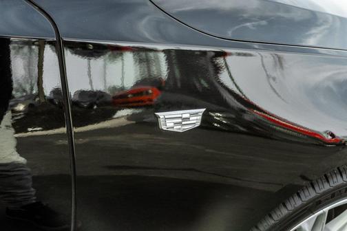 2023 Cadillac CT4 Premium Luxury