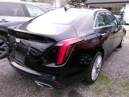 2023 Cadillac CT4 Premium Luxury