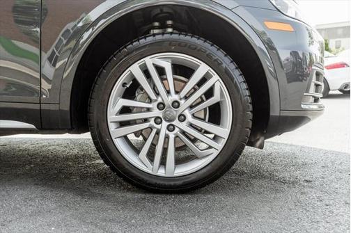2020 Audi Q5 45 Premium Plus