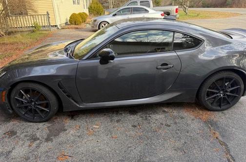 2023 Toyota GR86 Premium