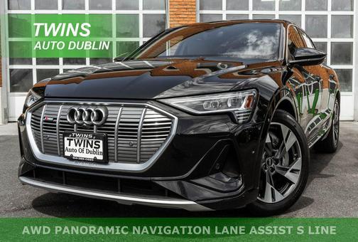 Mythos Black Metallic 2022 Audi e-tron Sportback S line Premium Plus