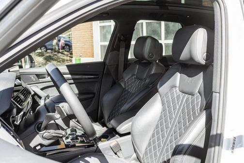 2023 Audi SQ5 3.0T Premium Plus