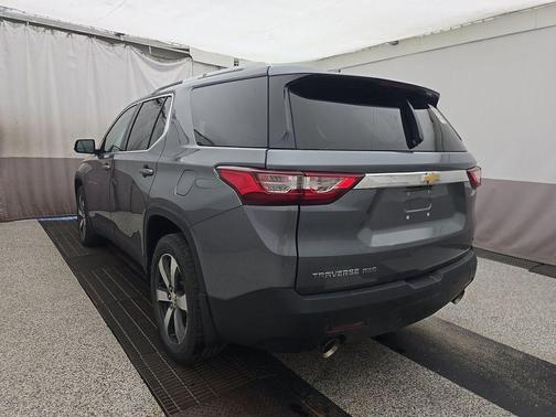 Gray 2018 Chevrolet Traverse LT