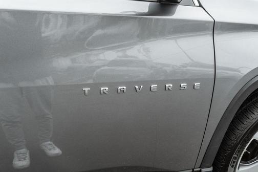 Gray 2018 Chevrolet Traverse LT