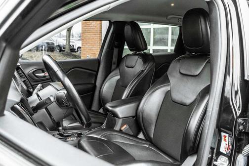2021 Jeep Cherokee Altitude